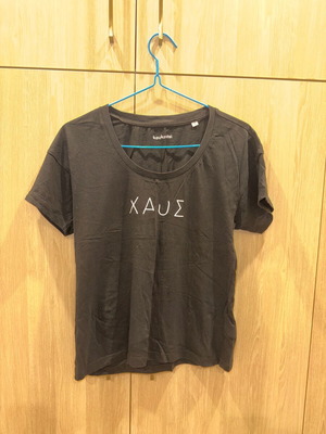 Black t-shirt with CHAOS print like new, size XS