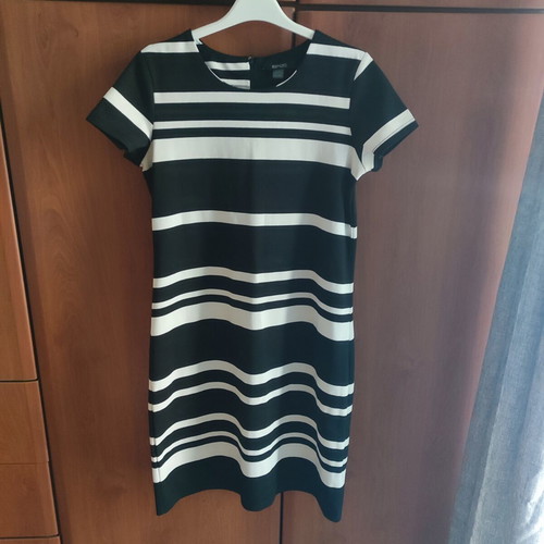 Esmara dress black and white, like new, size XS