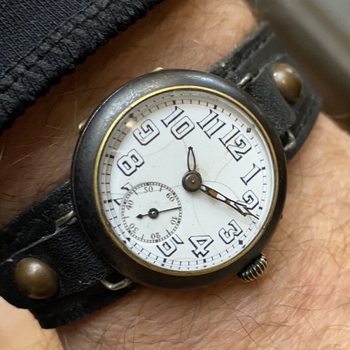 Military vintage wristwatch 1910 used, mechanical 33mm