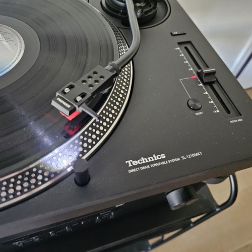 Technics SL 1210-MK7 turntable new