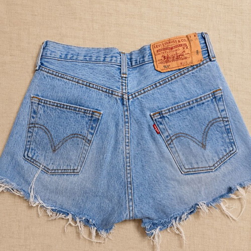 Levi's 501 Original Denim Shorts W29 like new, light blue, high waist