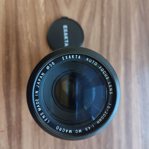 Exakta MC AF Zoom 75-200mm f/4.5 Macro lens like new