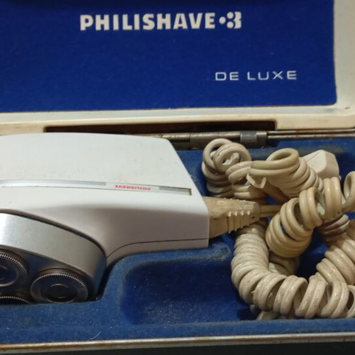 Philips Philishave 3 Deluxe vintage electric shaver used with case