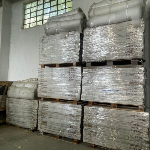 Swiss Krono Millenium Oak 12mm Superior laminate flooring with underlay, like new, 505 sqm