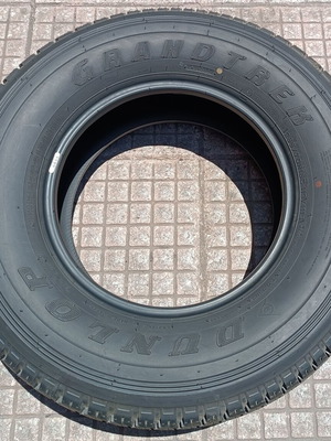 Ελαστικά Dunlop Grandtrek 265/70-16C σαν καινούργια, σετ 5