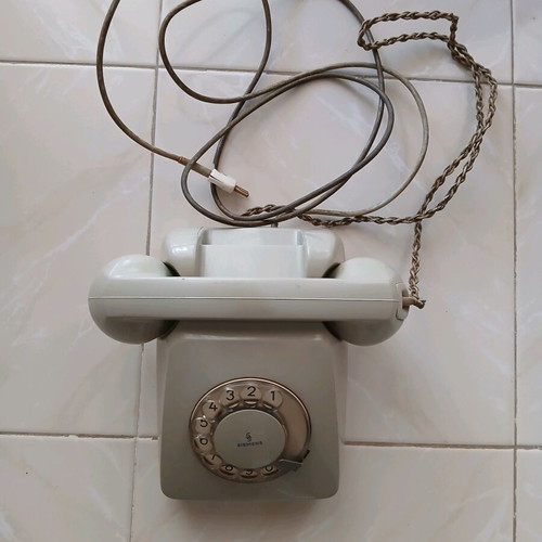 Siemens vintage rotary dial telephone used