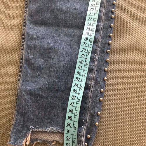 Zara women's blue jeans size 42 with metal studs and frayed hems like new