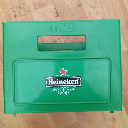 Heineken CD holder used, plastic 14-slot beer crate style