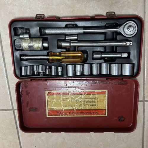 Chestnut collection used with sockets in excellent condition