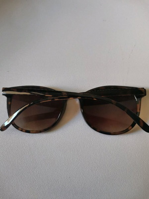 H&M sunglasses new, unworn