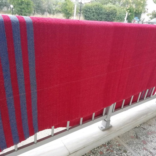 Woolen Loom-Woven Textile like new, 140x188 cm