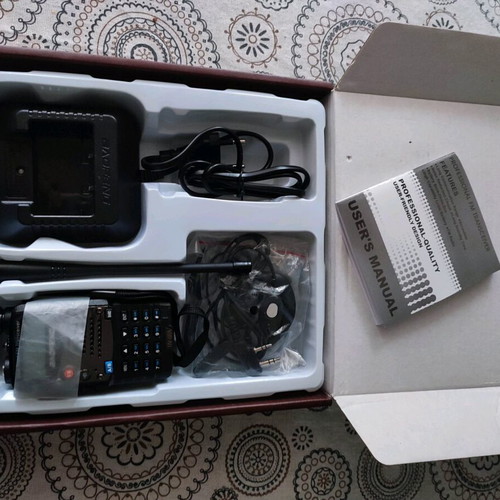 Baofeng UV-5RA wireless transceiver new with 1800mAh Li-Ion battery
