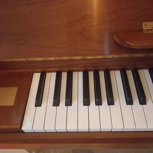 Piano like new, tuned recently, barely used