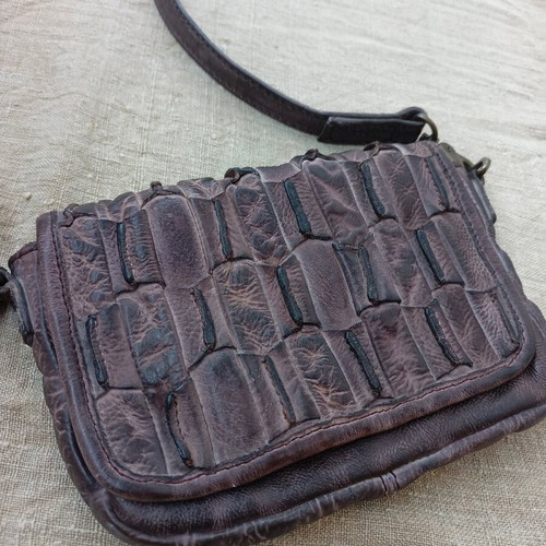 Vintage leather shoulder bag Depeche like new, brown