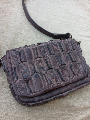 Vintage leather shoulder bag Depeche like new, brown