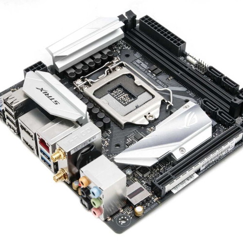 Intel Core i7 8700K with ROG Strix Z370-i Gaming motherboard and 16GB DDR4 RAM like new