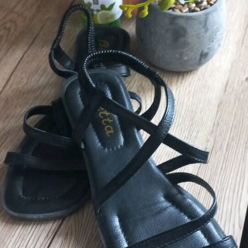 Sinsey Black Sandals Like New