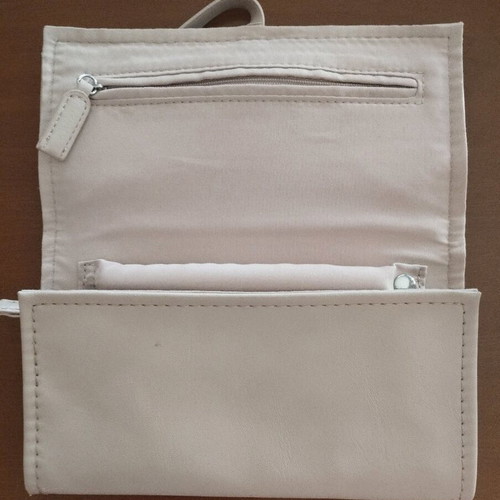 Valentino Valentina Eau de Parfum luxury travel toiletry bag like new beige