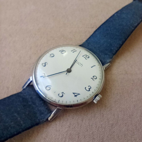 Luch men's mechanical wristwatch with 23 jewels, USSR