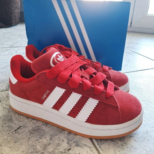 Adidas kids Campus 00s red sneakers new, size 31