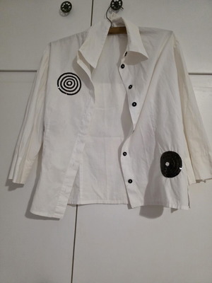 Bill Cost women's white shirt limited edition medium new with sequins