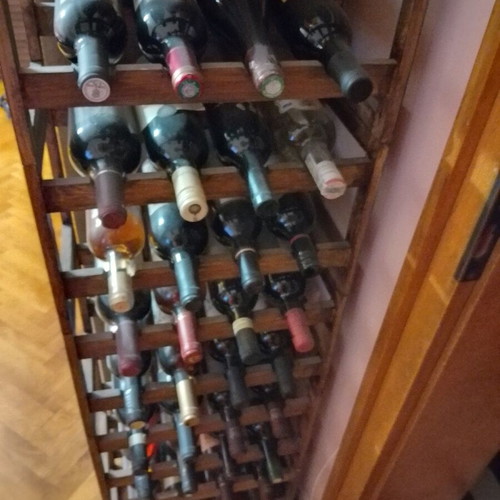 Bottle rack like new, modular wooden stand