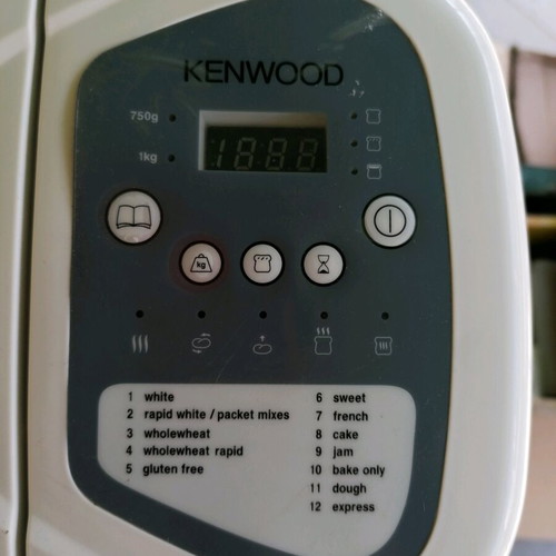 Kenwood bread maker BM300 like new