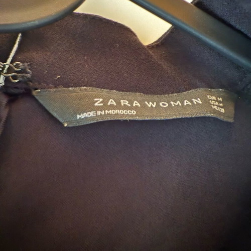 Zara blouse with opening like new, size M, black
