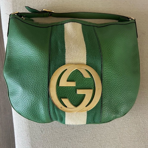 Gucci shoulder bag green like new