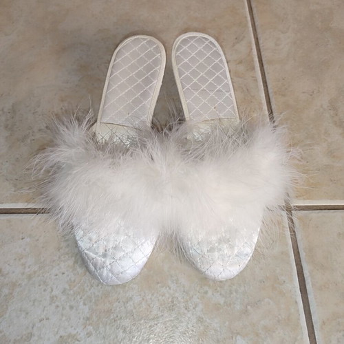 Bridal slippers size 36 white like new
