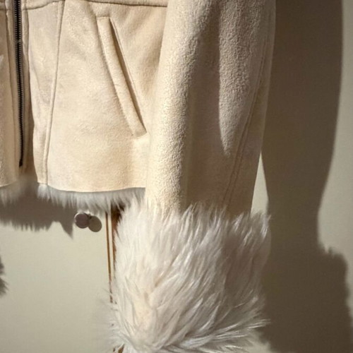 White jacket with synthetic fur like new, size L