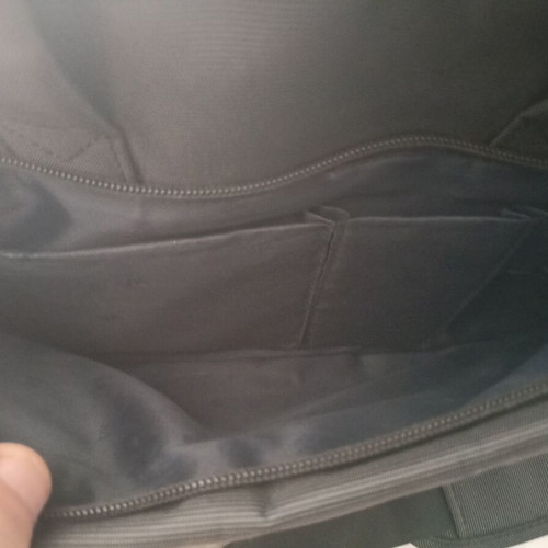Τσάντα laptop Rivacase καινούργια, μαύρη, αδιάβροχη με πολλές τσέπες