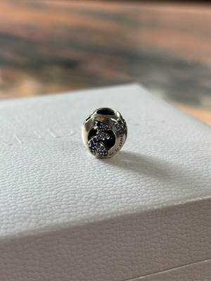 Pandora symbols like new, authentic silver
