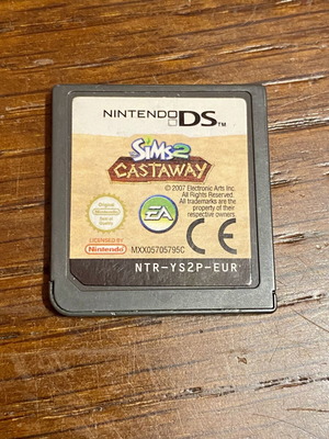 The Sims 2: Castaway Nintendo DS game cartridge like new, EUR version