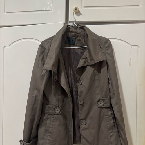 Only Brown Coat size M like new with buttons and details