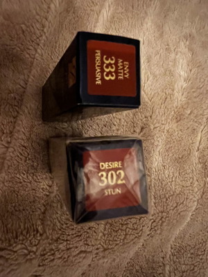 Estée Lauder Lipstick new