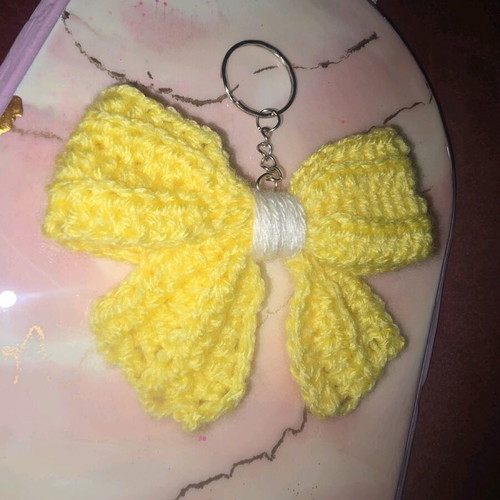 Handmade knitted keychain new, yellow with white