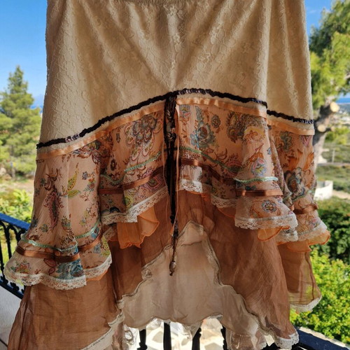 Lulu Paris silk skirt medium like new