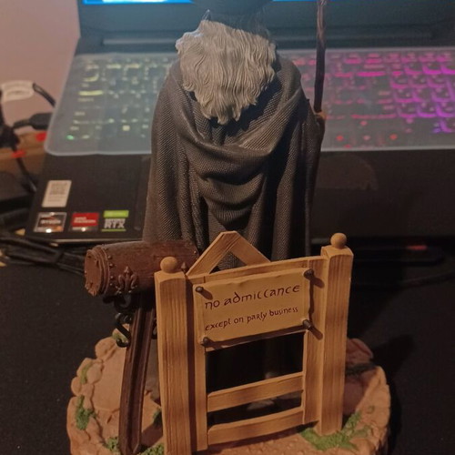 Gandalf LOTR figure 3D printed resin hand-painted like new