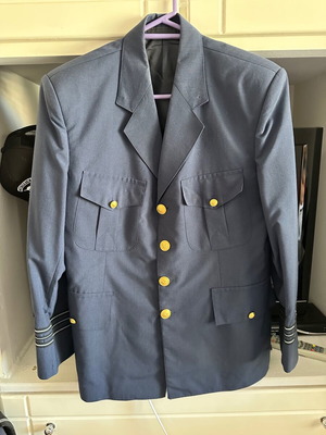 Summer Air Force Uniform No8 used, rank Wing Commander, size Medium