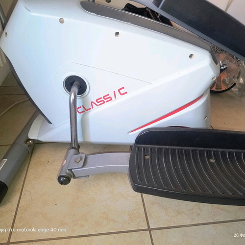 Elliptical machine like new, supports up to 110 kg
