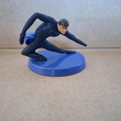 Marvel hero used with base missing left hand