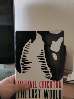 Michael Crichton's The Lost World, "Ο Χαμένος Κόσμος" του Μάικλ Κράϊτον.