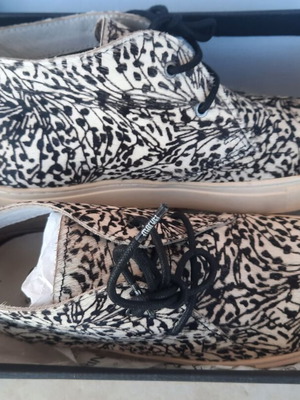 Maruti leather ankle boots new, size 36-37, butterfly print