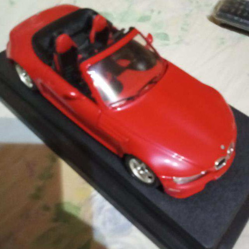 BMW M-Roadster by Burago 1:24 like new