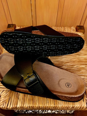 New unused leather anatomical slippers!