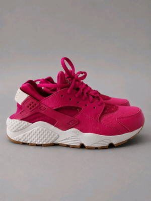 Nike Air Huarache athletic shoes like new, size 39, pink