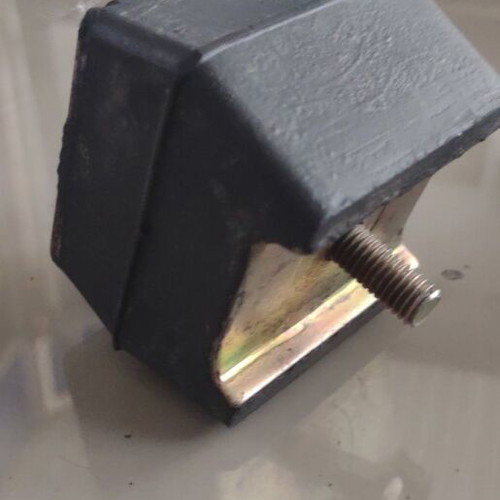 Renault 12 engine mount new
