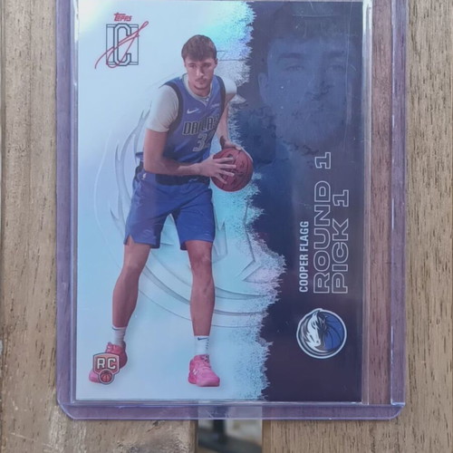 Cooper Flagg RC Topps card like new