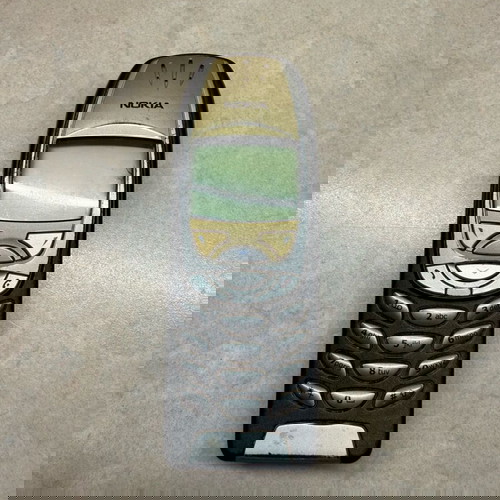 Nokia 6310 μεταχειρισμένο συλλεκτικό κινητό τηλέφωνο